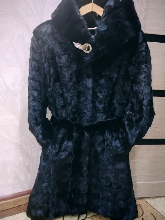 Продам норковую шубу