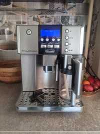 Espressor de cafea Dëlonghi Prima Donna