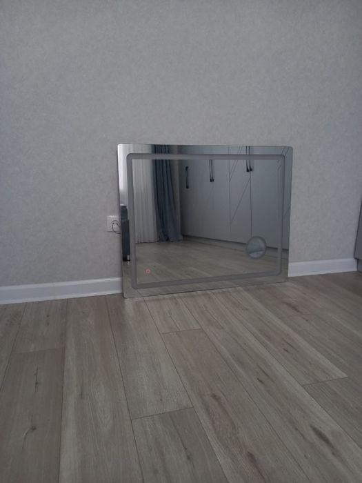 зеркало с подсветкой