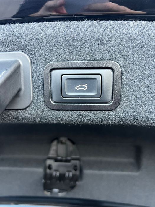 // Audi A6 S-LINE . AN 2017 . Quattro . Euro 6 //