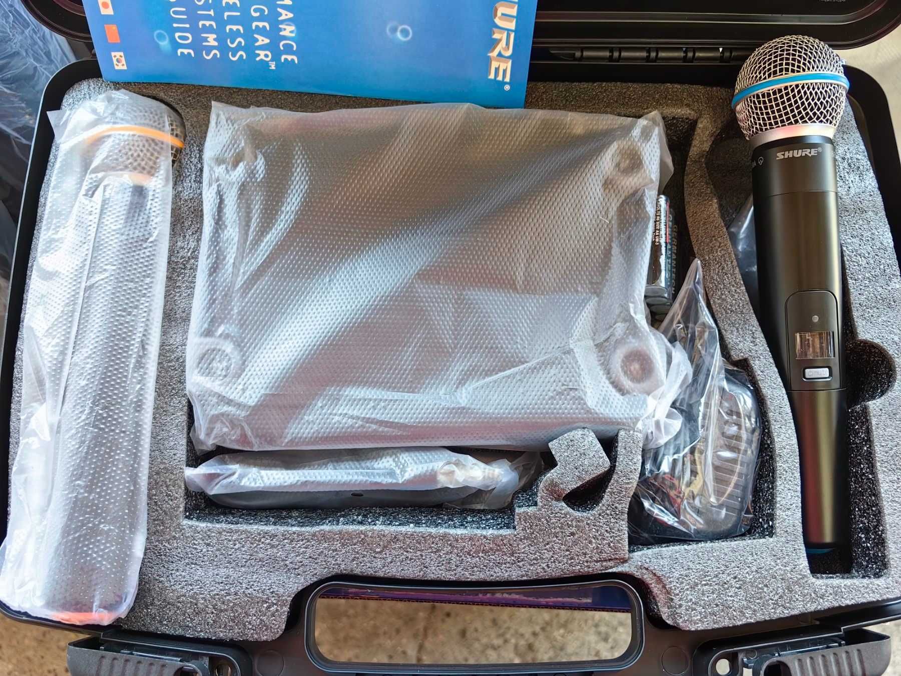 Професионални Микрофони 2 броя в куфар Shure Sm 58 Vocal artist Uhf