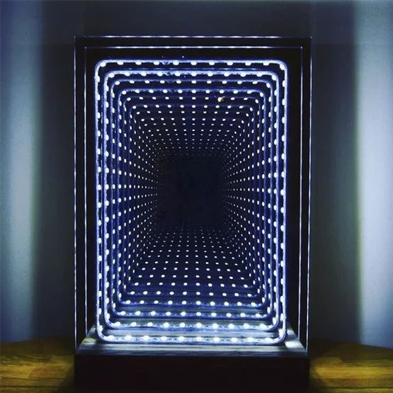 Зеркало ЗD или бесконечное зеркало