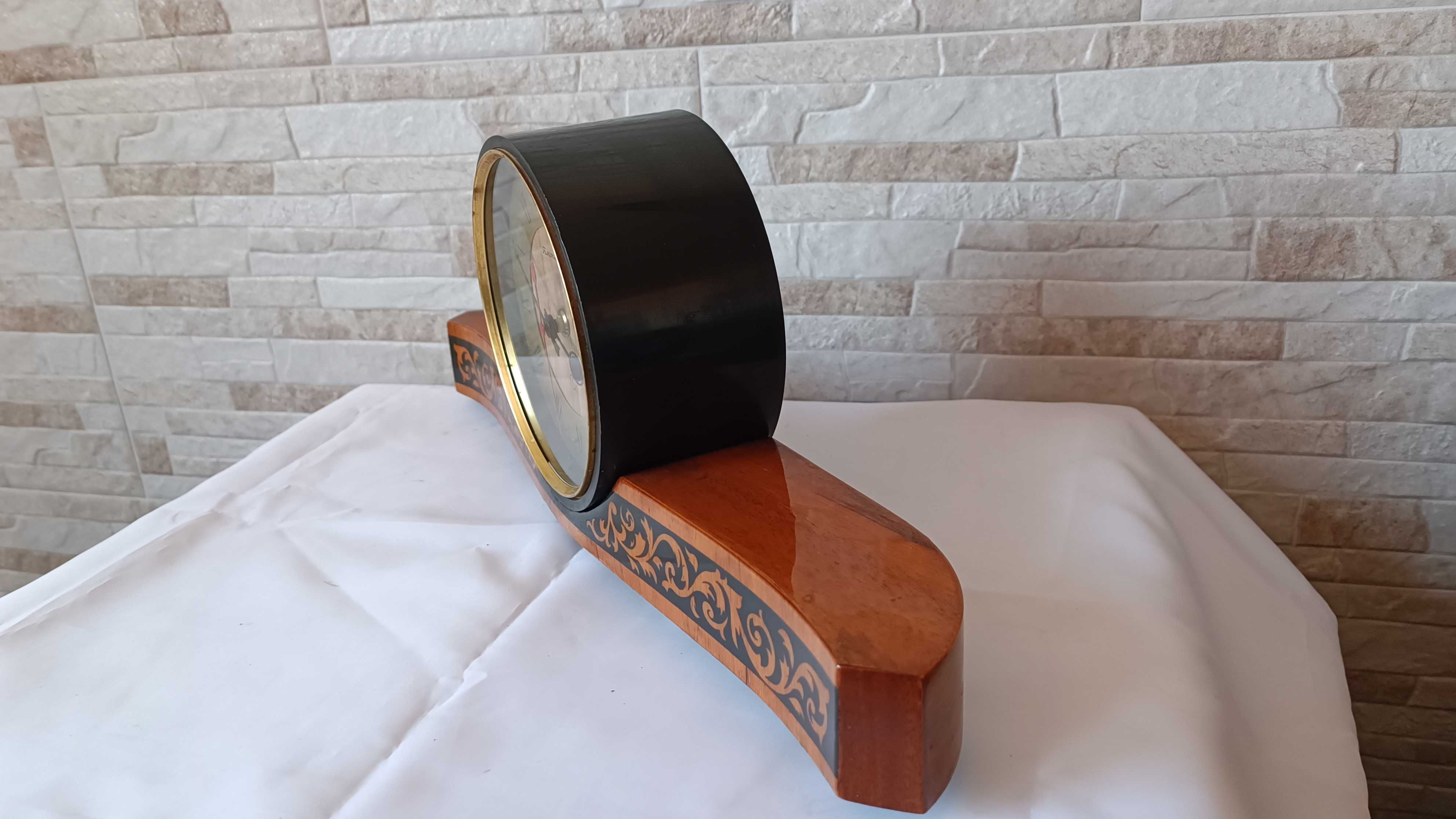 Стар руски настолен часовник - Янтар / Jantar - Made in USSR - 1970г.
