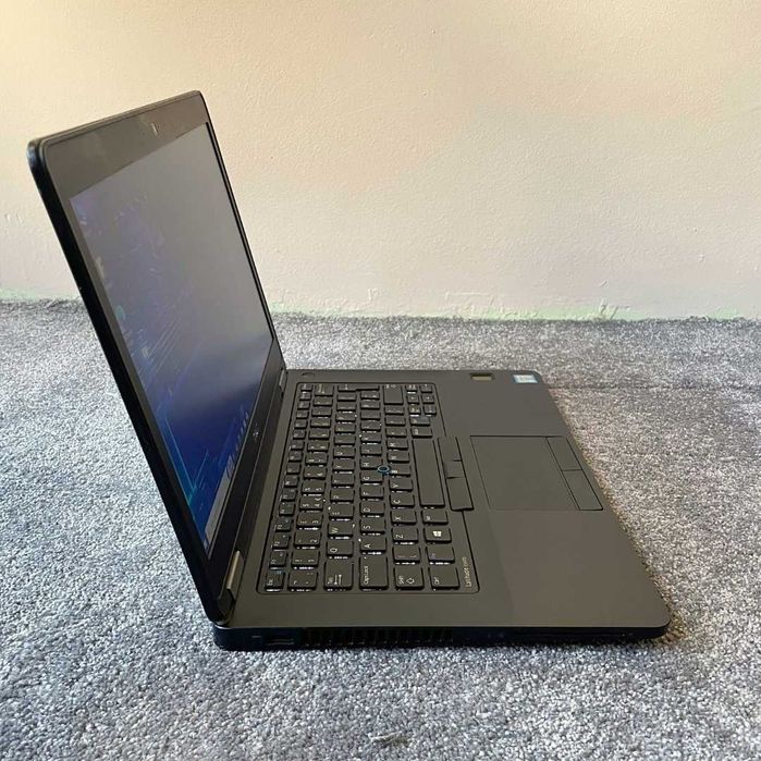 Dell Latitude E5470 -  i5-6300u, 8GB RAM, 256GB SSD, WIN 10 PRO