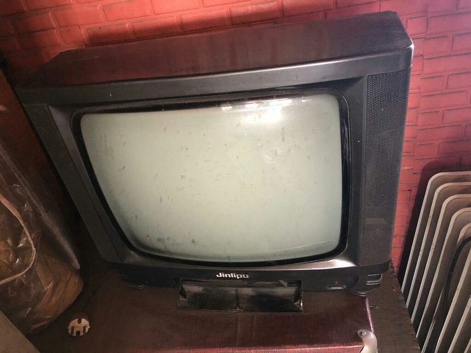 Продам телевизор