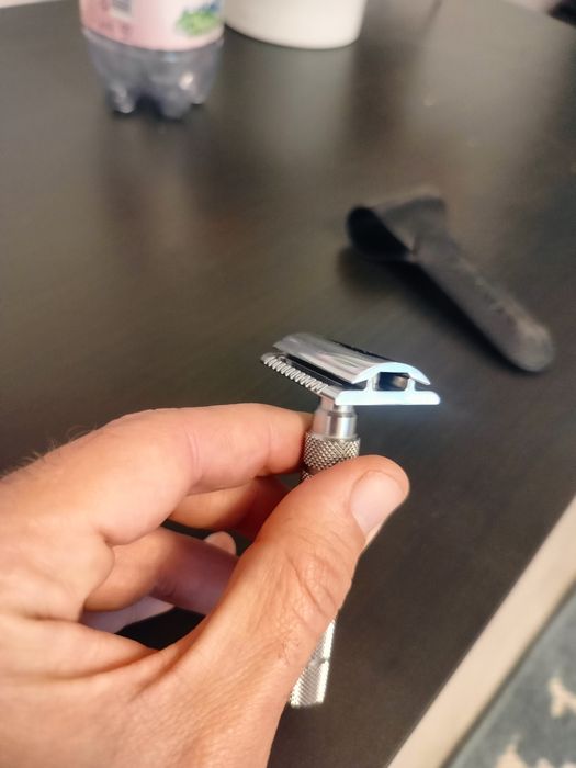 Aparat de ras inox Executive Shaving