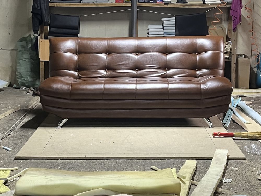 Новый диван в офис из цеха