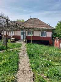Vând casă cu grădină (acte la zi) în Frata, județul Cluj.