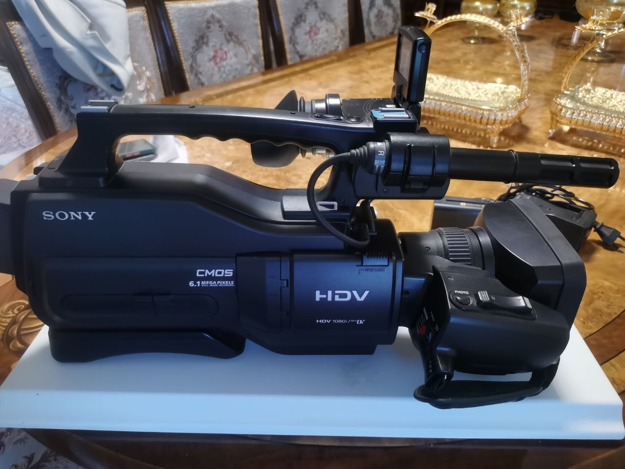Видео камера. SONY HD 1000 ва SONY HDR FX1e.кассета миниDV.профеционал
