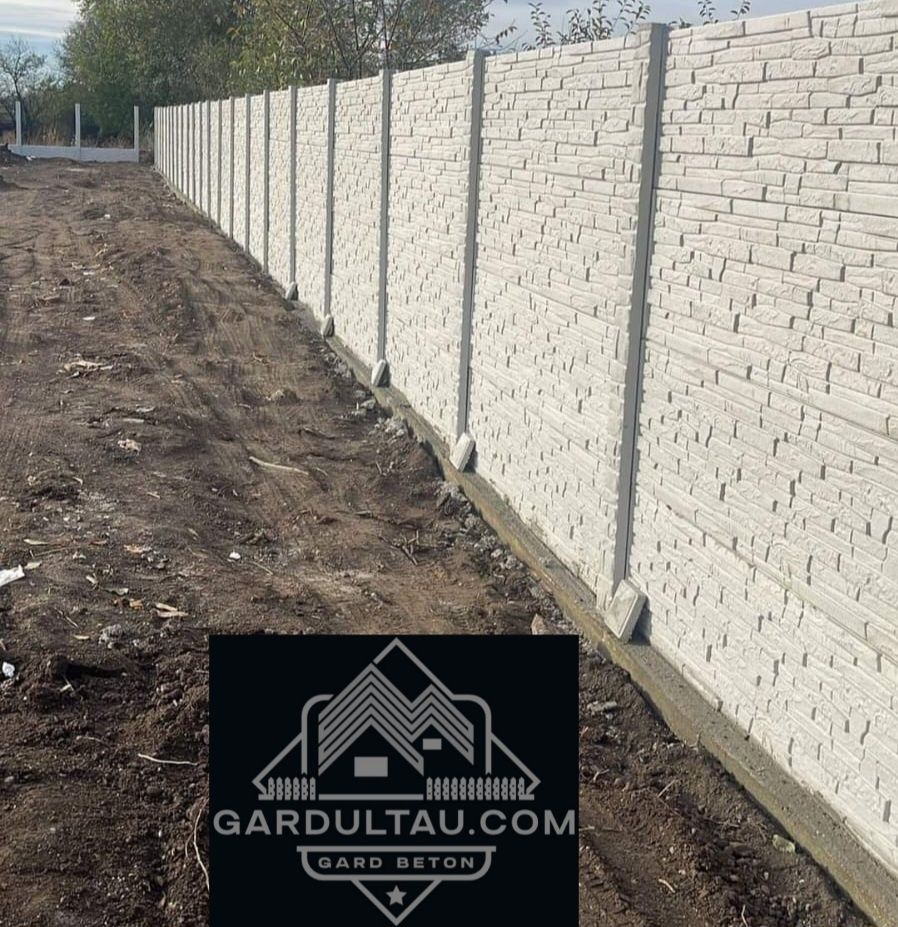 Garduri placi stâlpi din beton comprimat model Travertin