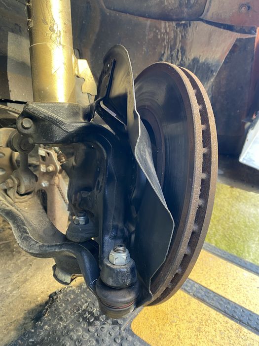 Брембо спирачни апарати за бмв е46