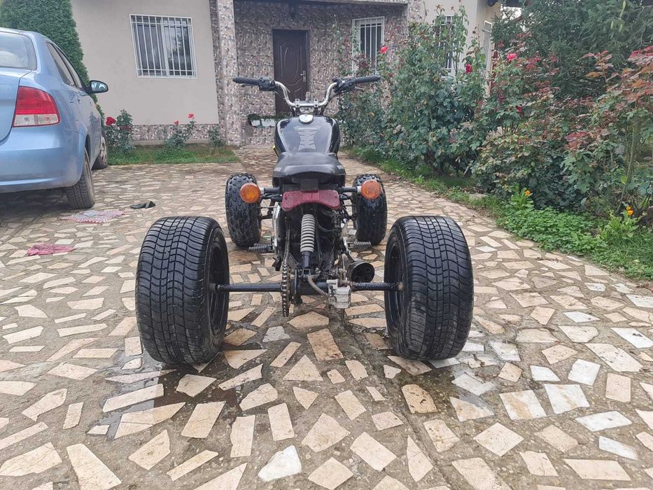 Atv sport 2 cilindri kawasaki.