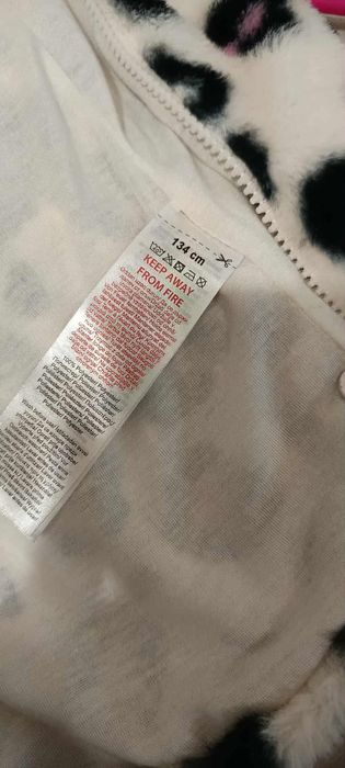 Страхотно кожено яке и две плюшки