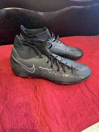 vand ghete nike 43