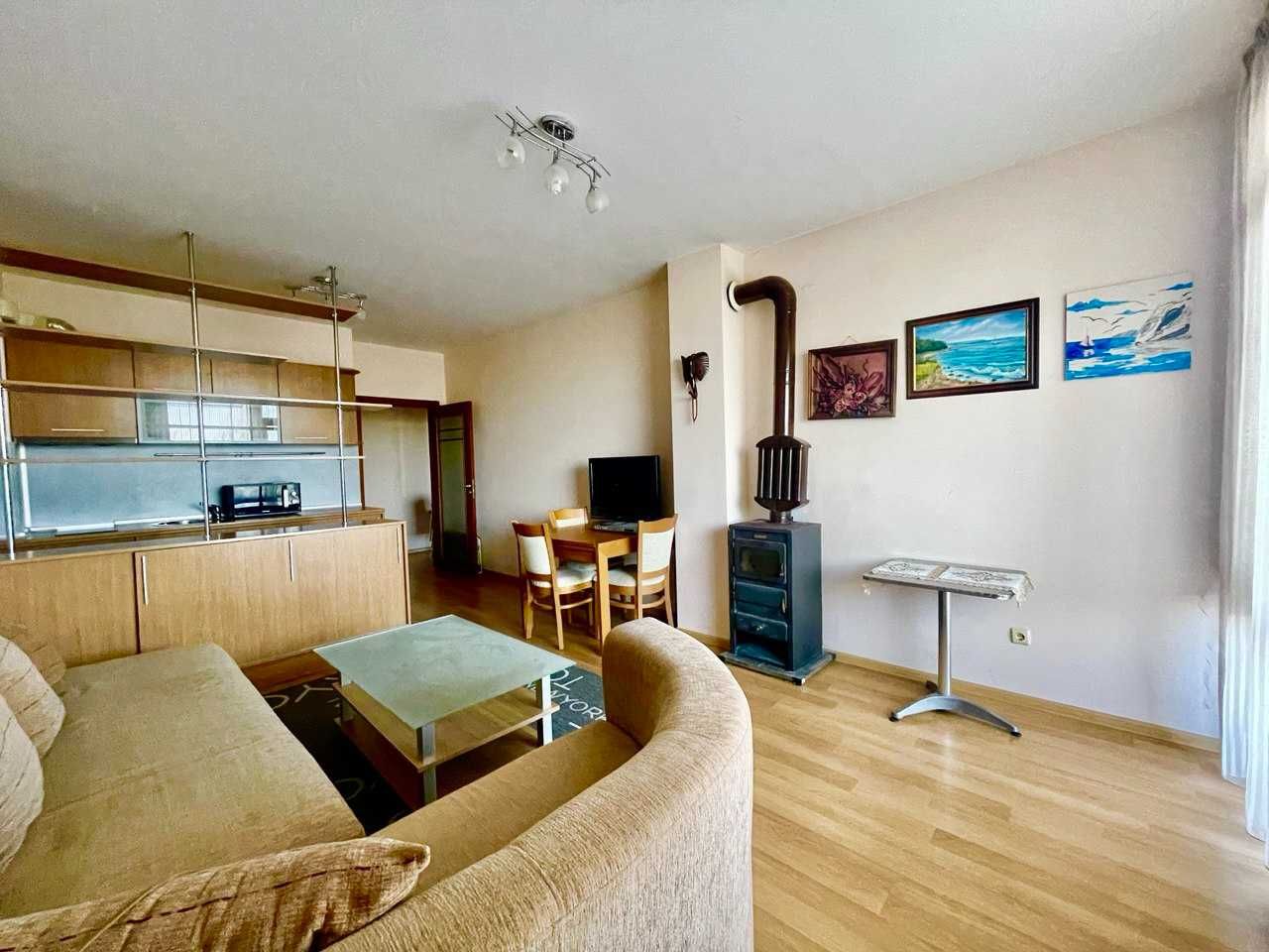 Продава се Двустаен апартамент в Варна, Галата - 84 кв.м за 1405 €/кв.м - Снимка #1
