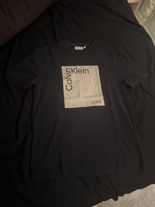Мъжка тениска Calvin Klein S размер