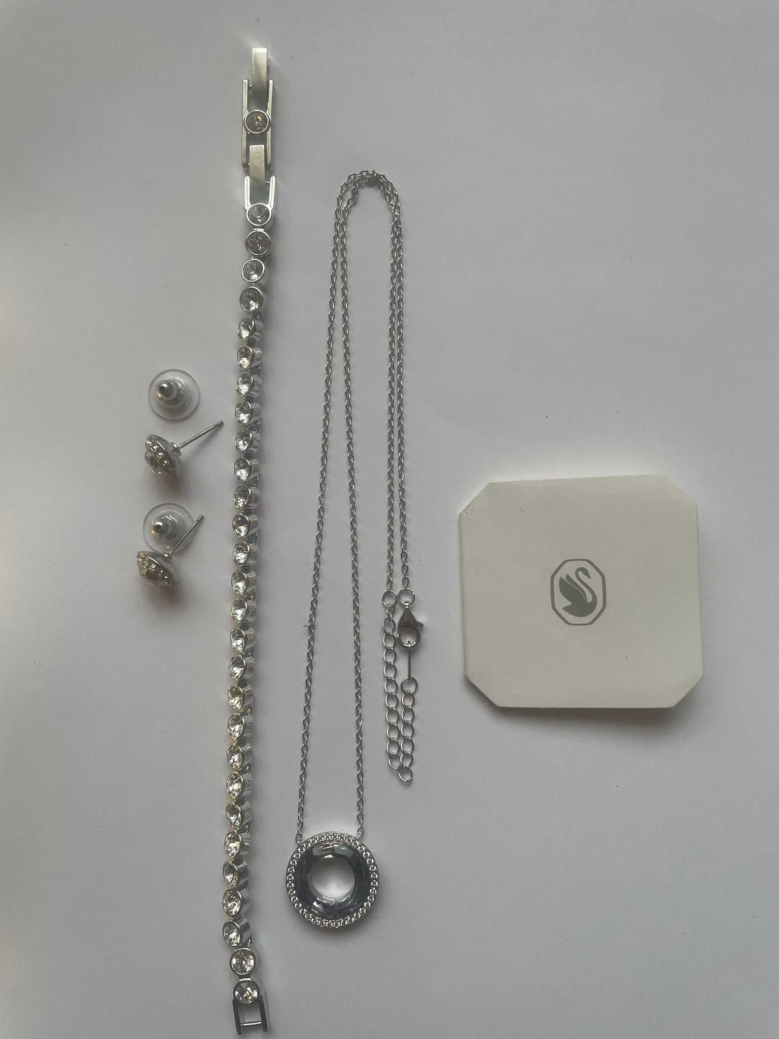 Set Swarovski Bratara Matrix și Cercei Constella - Brasov