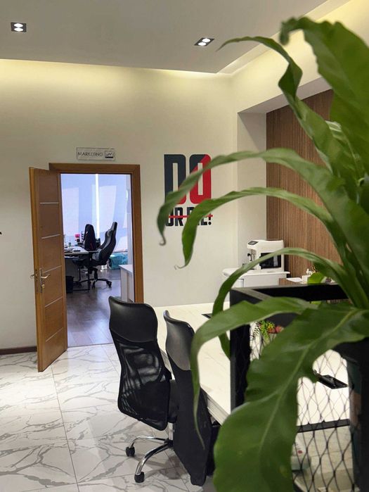 Сдается современный офис в БЦ "Паркентский" — 150 м², рядом с метро!