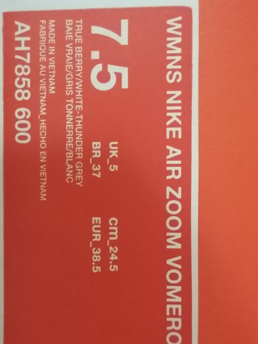 Vand adidasi noi... ORIGINALI