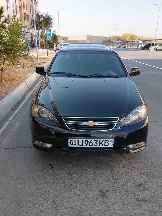 Продам автомобиль Chevrolet Gentra