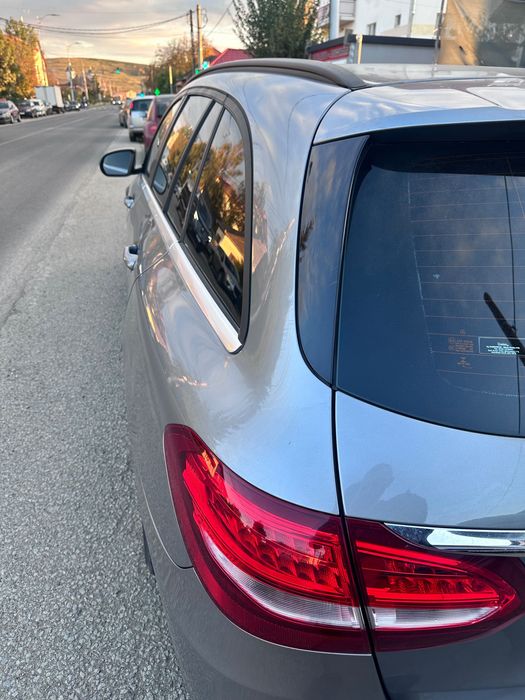 Mercedes-Benz C-Class 200 BlueTEC