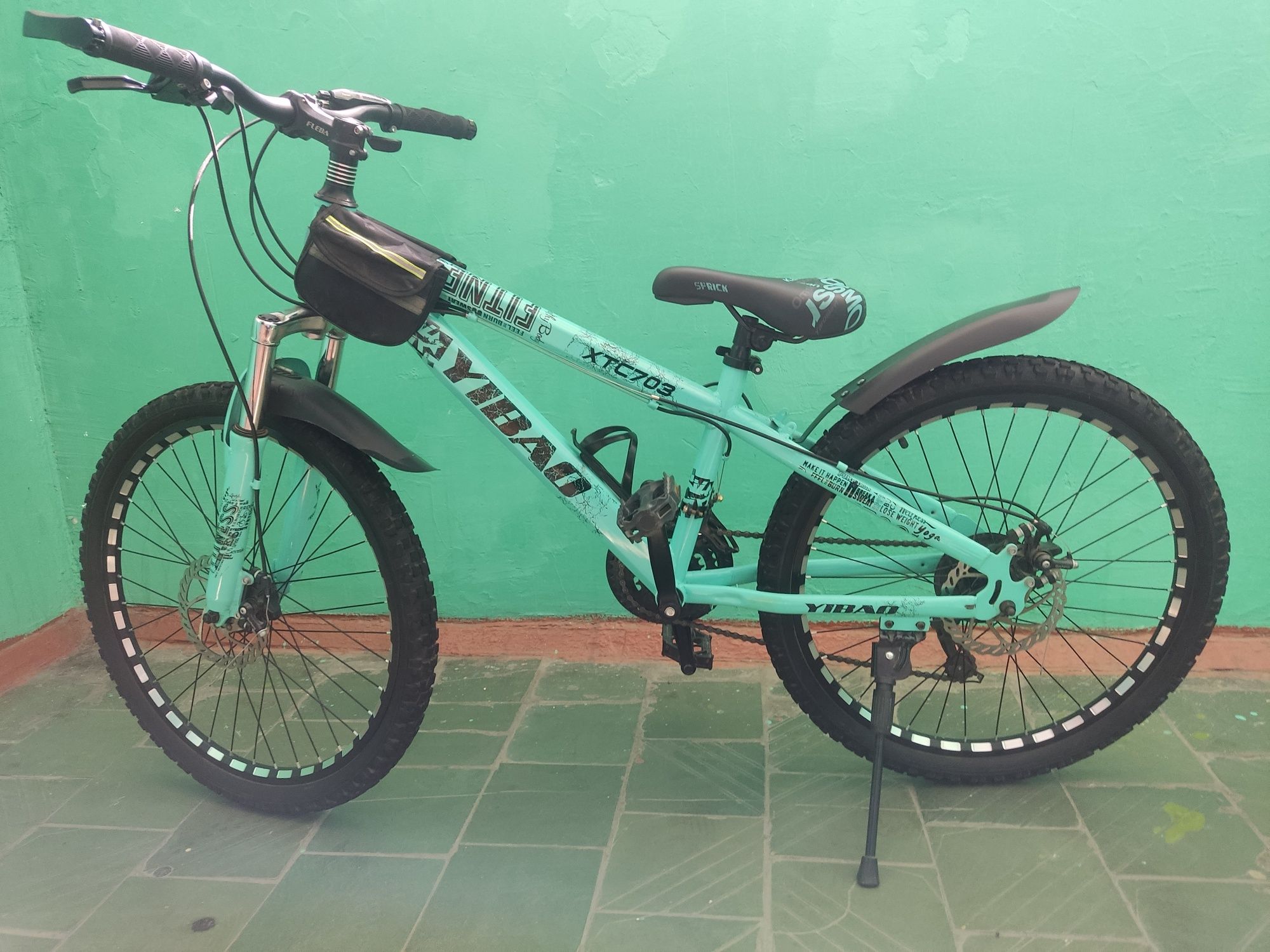 Продам скоростной велосипед yibao xtc703 в отличном состоянии