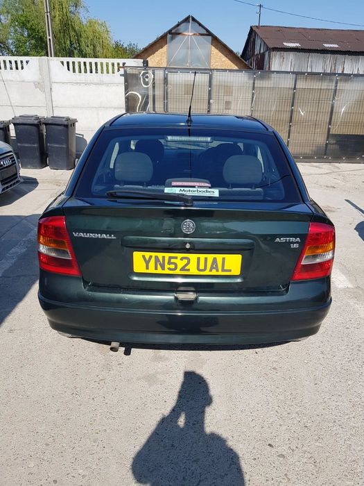 Usa fata stanga/ Usa spate stanga/Usa spate stanga/Haion /Bara spate Opel Astra H hatchback