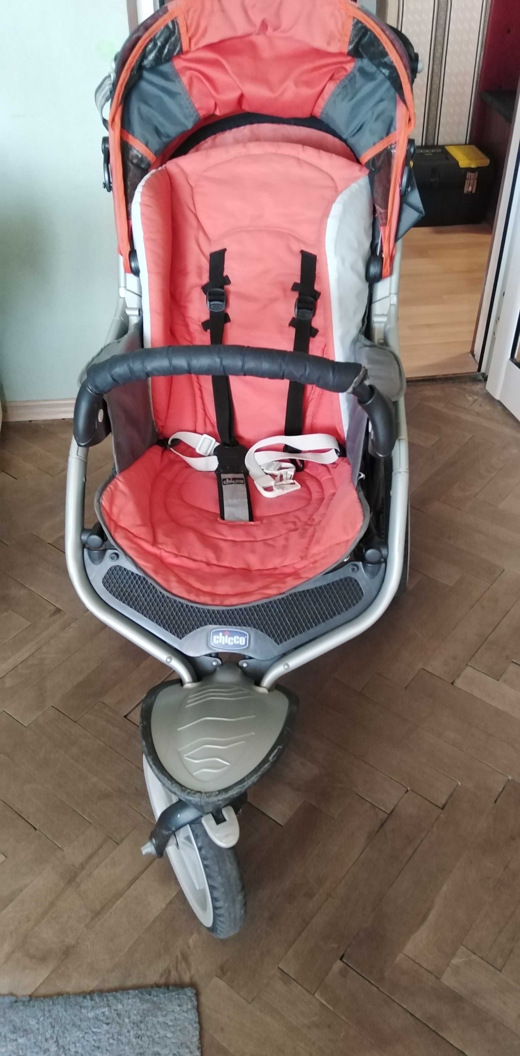 2броя Детска количка триколка CHICCO Trio S3