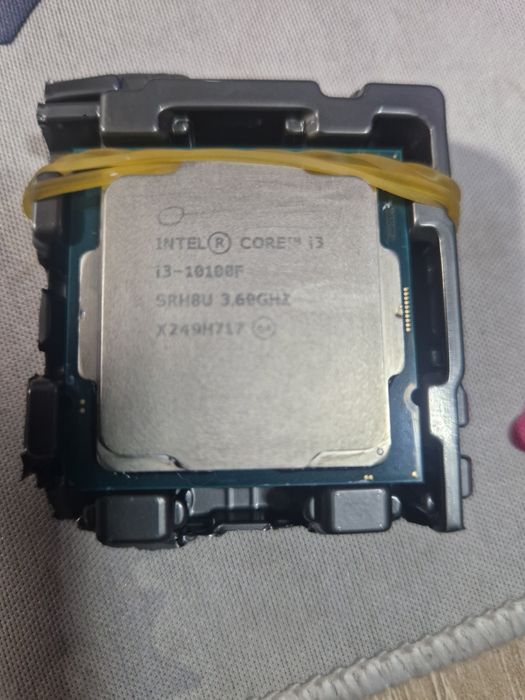 Продам i3 10100f