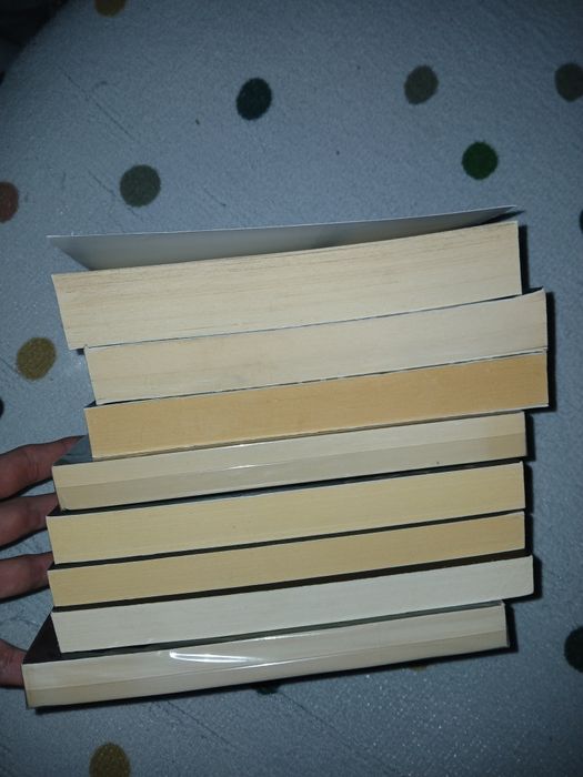 Училище за вампири. Книга 1-8
П. С. Каст, Кристин Каст