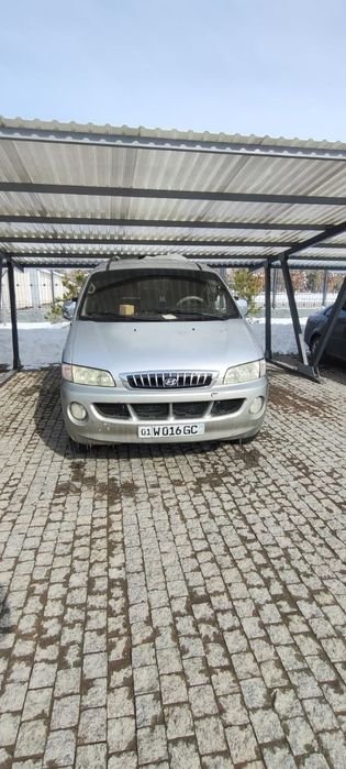 Hyundai Starex минивен газ 2001