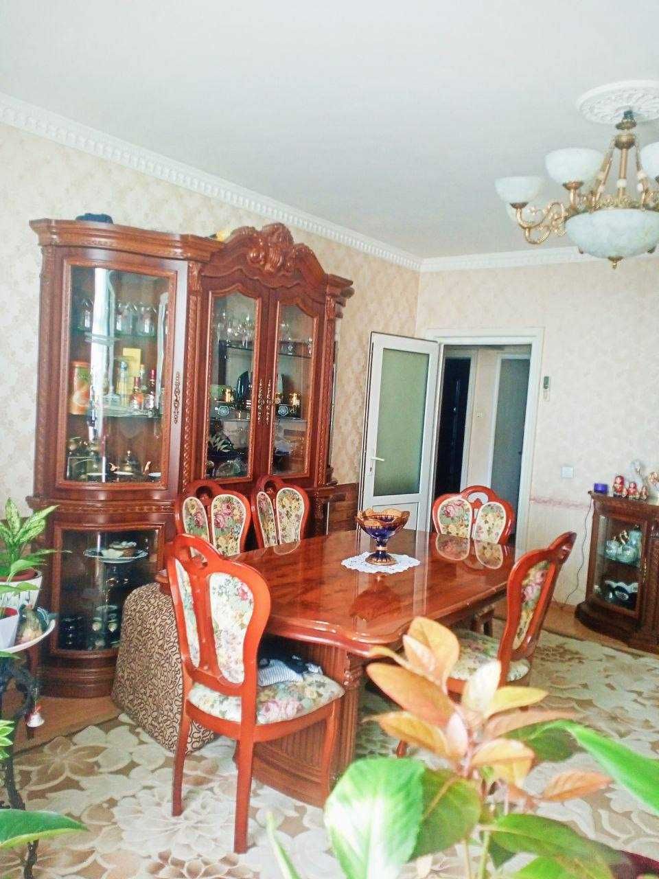 Продается 3 комнатная квартира Центр Markazda 3 xonali kvartira 3/4/9
