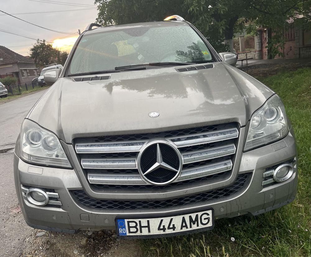 Mercedes Benz GL500