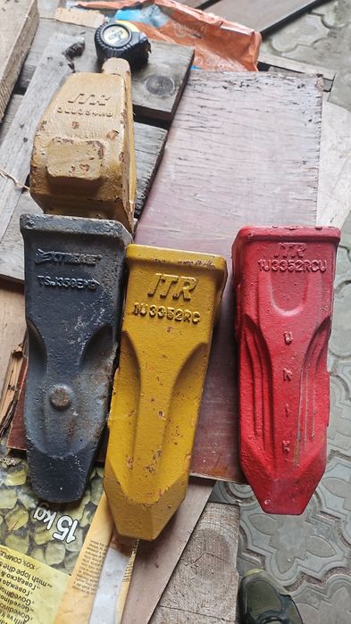 Dinti cupa excavator j350 cu lama hardox