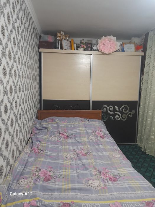 Kirmoshin.2500.Shikaf 2.500. Xoladenlik 5.000. Gilam 2.500. Spalni 1