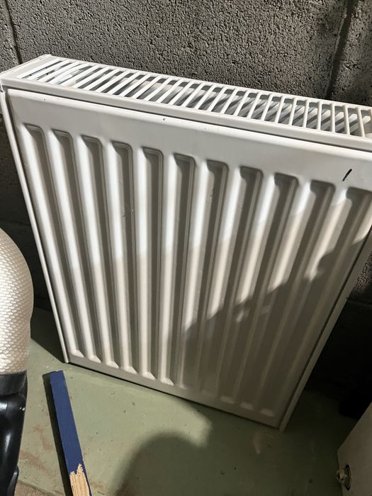 Продам радиатор стальной в наличии 1 шт