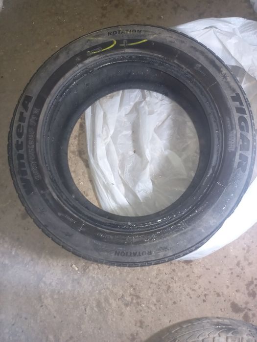 Vand cauciucuri la pret acceptabil