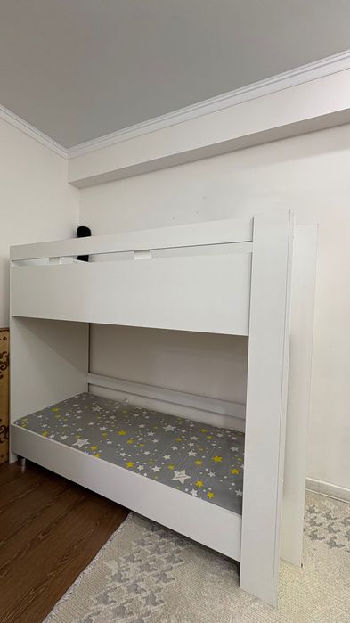 Двухъярусный детский кровать