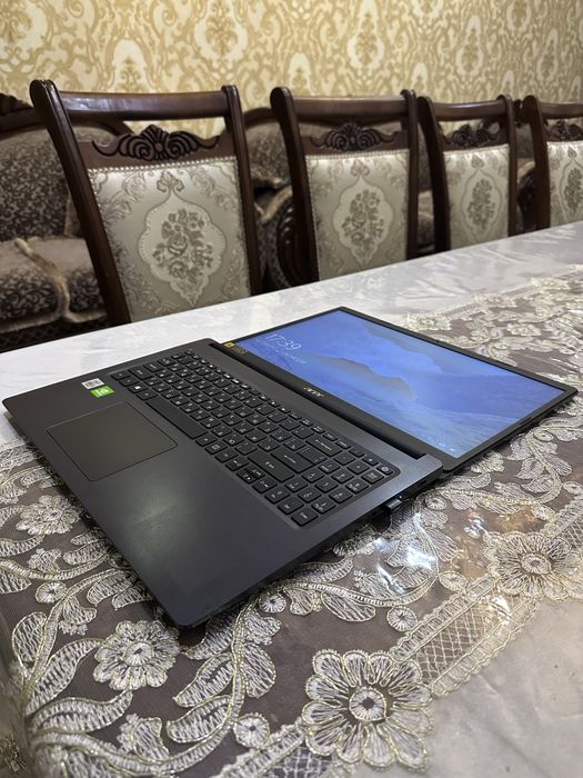 Aser Aspire 3 /i5 1035G1 /4yader 6patok