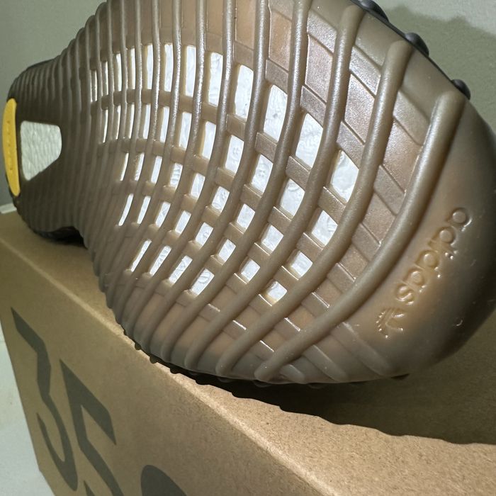Yeezy Boost 350 Black Cinder