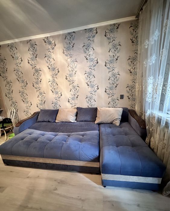 Диван углавой бу