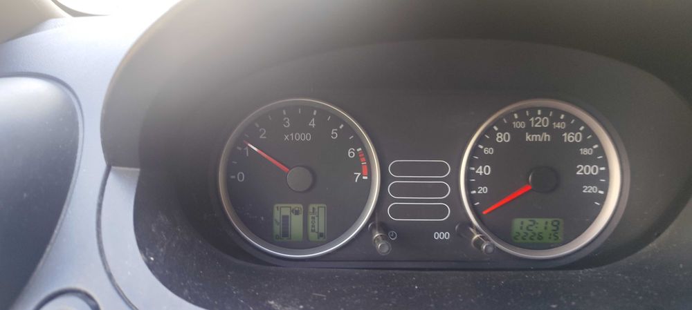 Ford Fiesta. An 2004 Motor 1.3 Benzina, 222.000 km,