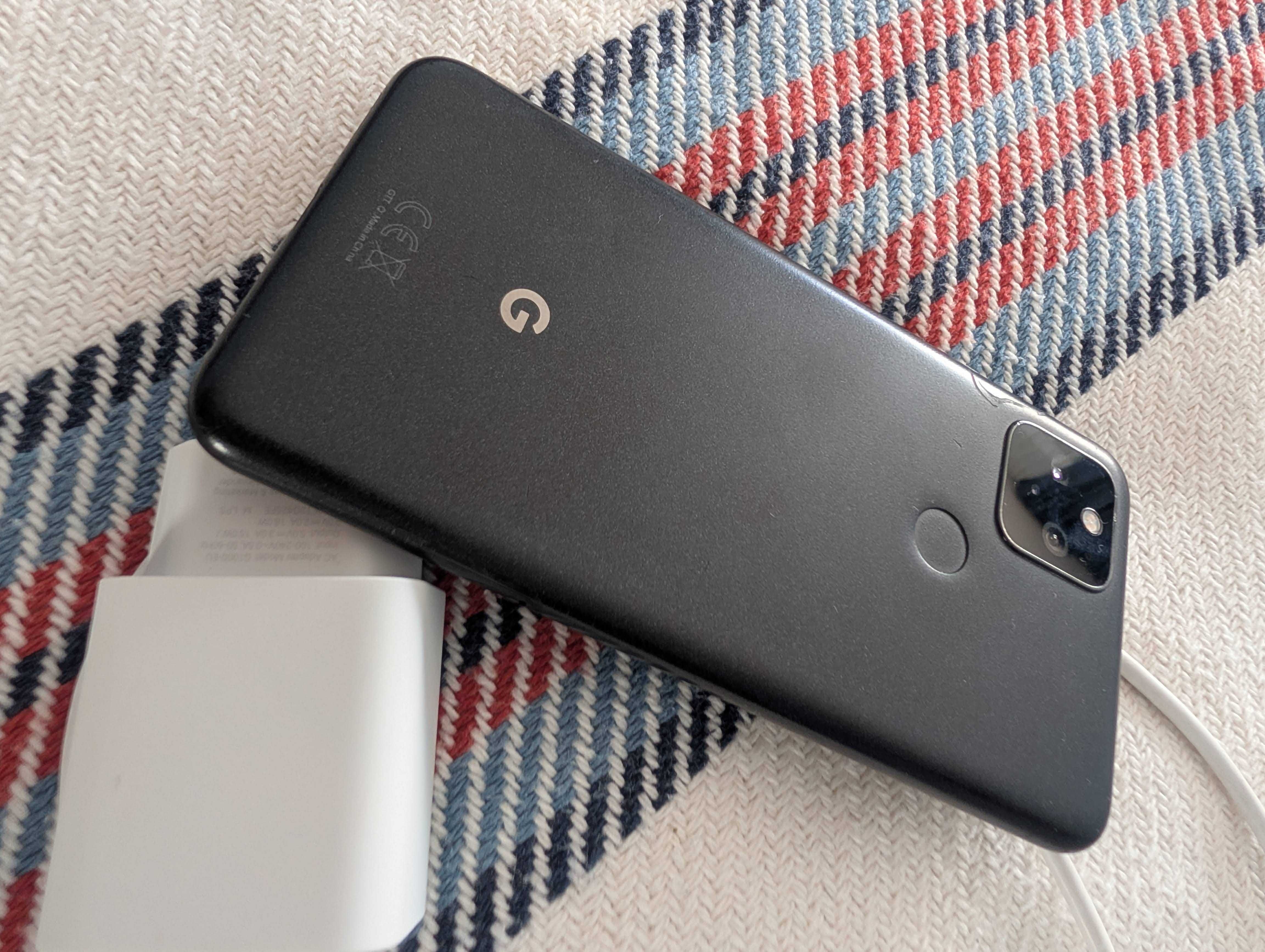Продавам Google Pixel 5