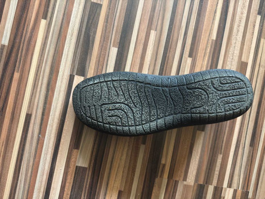 Дамски кожени анатомични обувки, подходящи за диабетици.