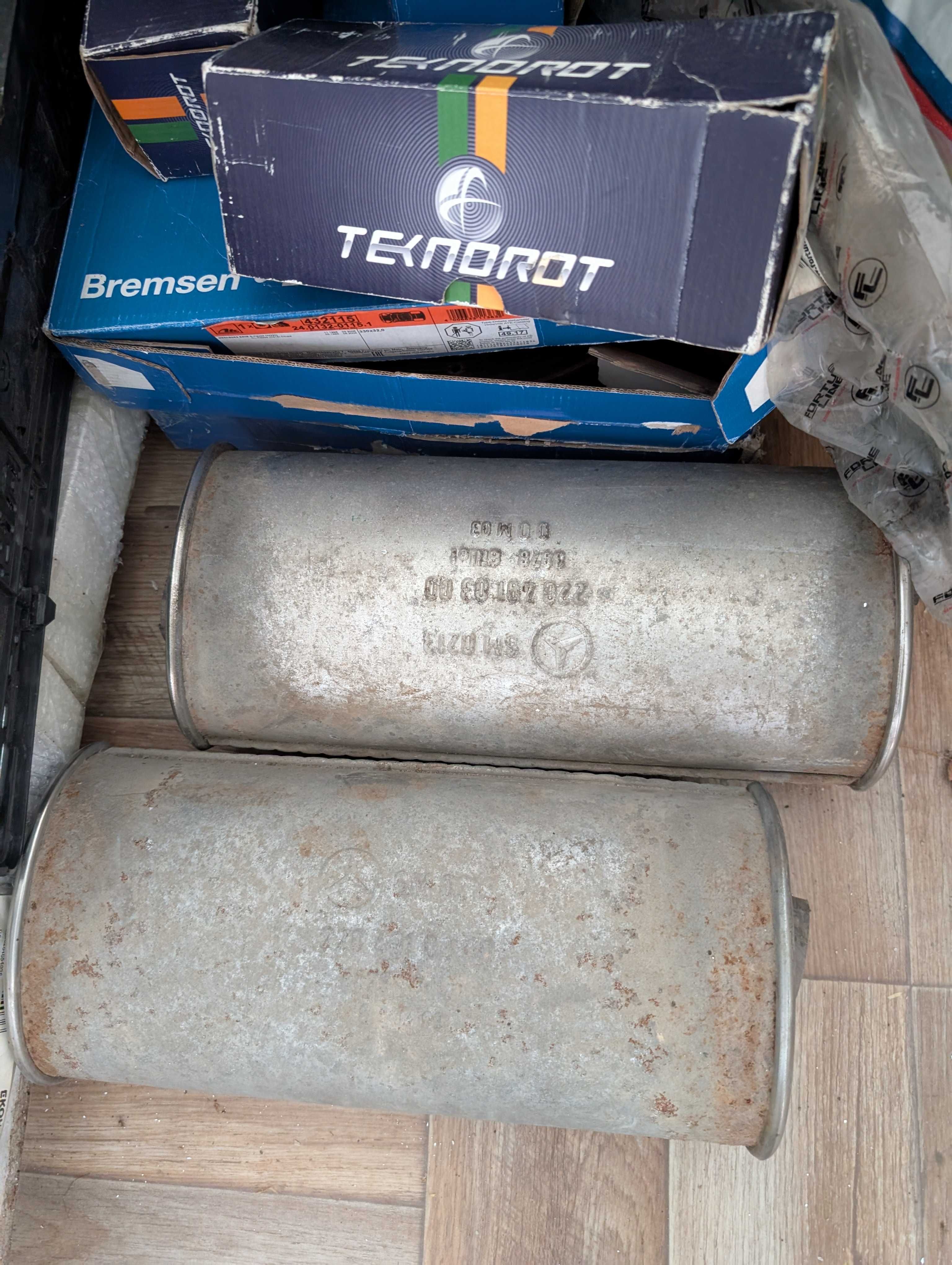 Оригинални гърнета за Mercedes W220