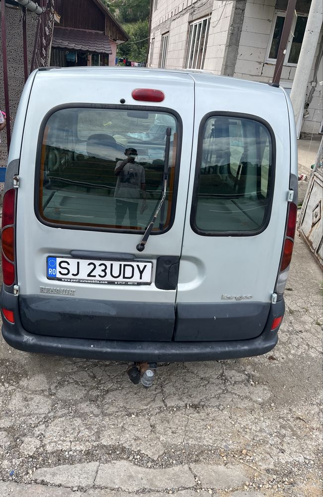 Vand urgent renault kangoo sau schimb cu dubă