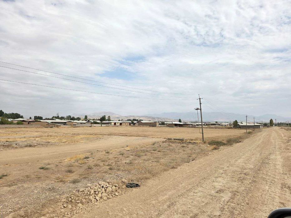 Продается 4 гектаров земли в Паркенте