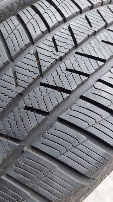Зимни гуми 215/45/18 Barum Polaris 2 броя