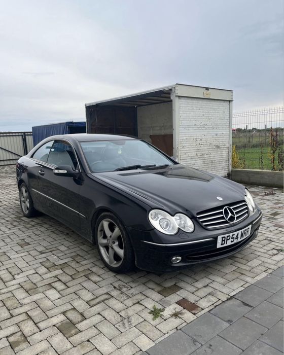 vand sau dezmembrez CLK 2004