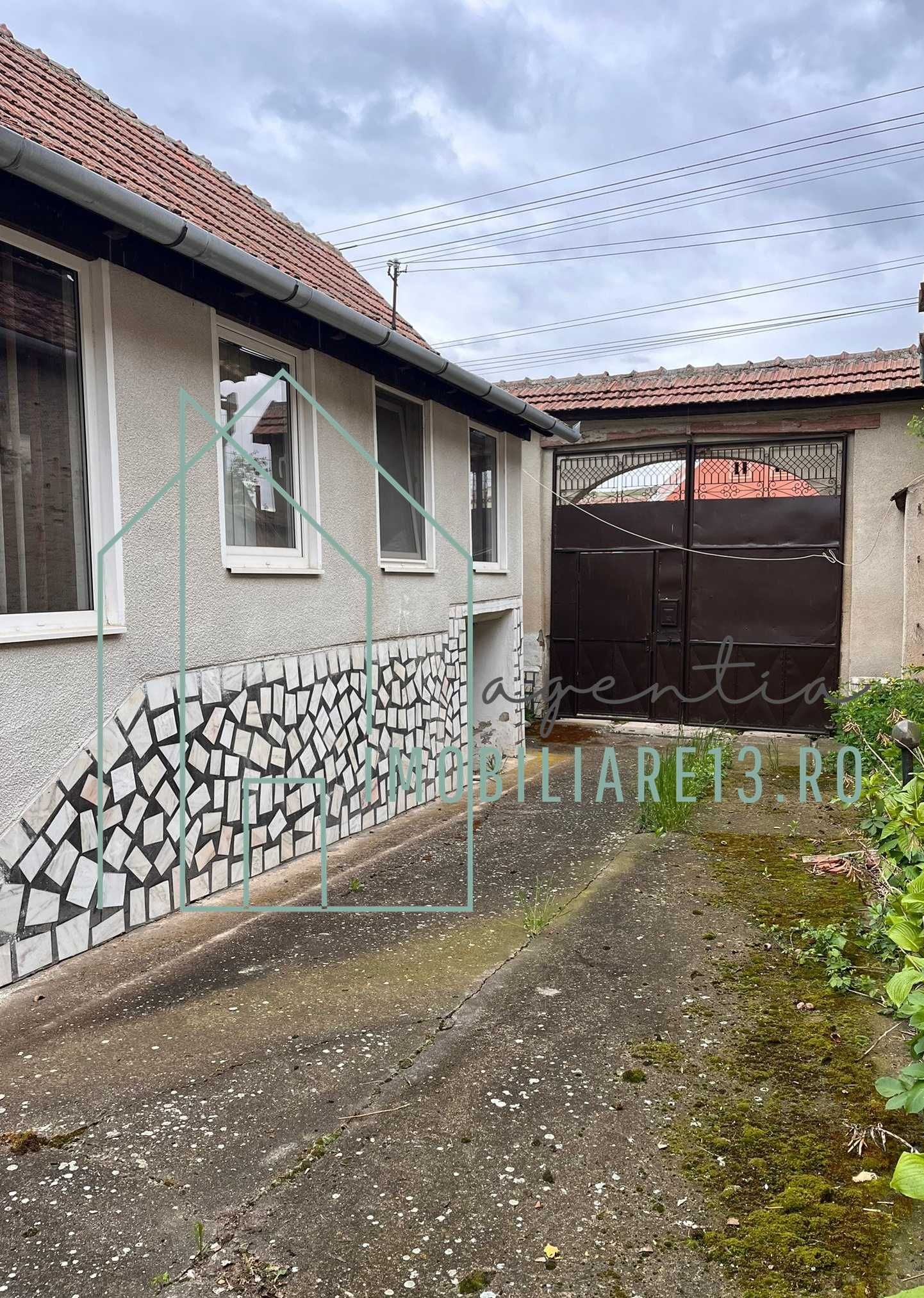 Casa renovata de vanzare in Cut langa Sebes - Alba